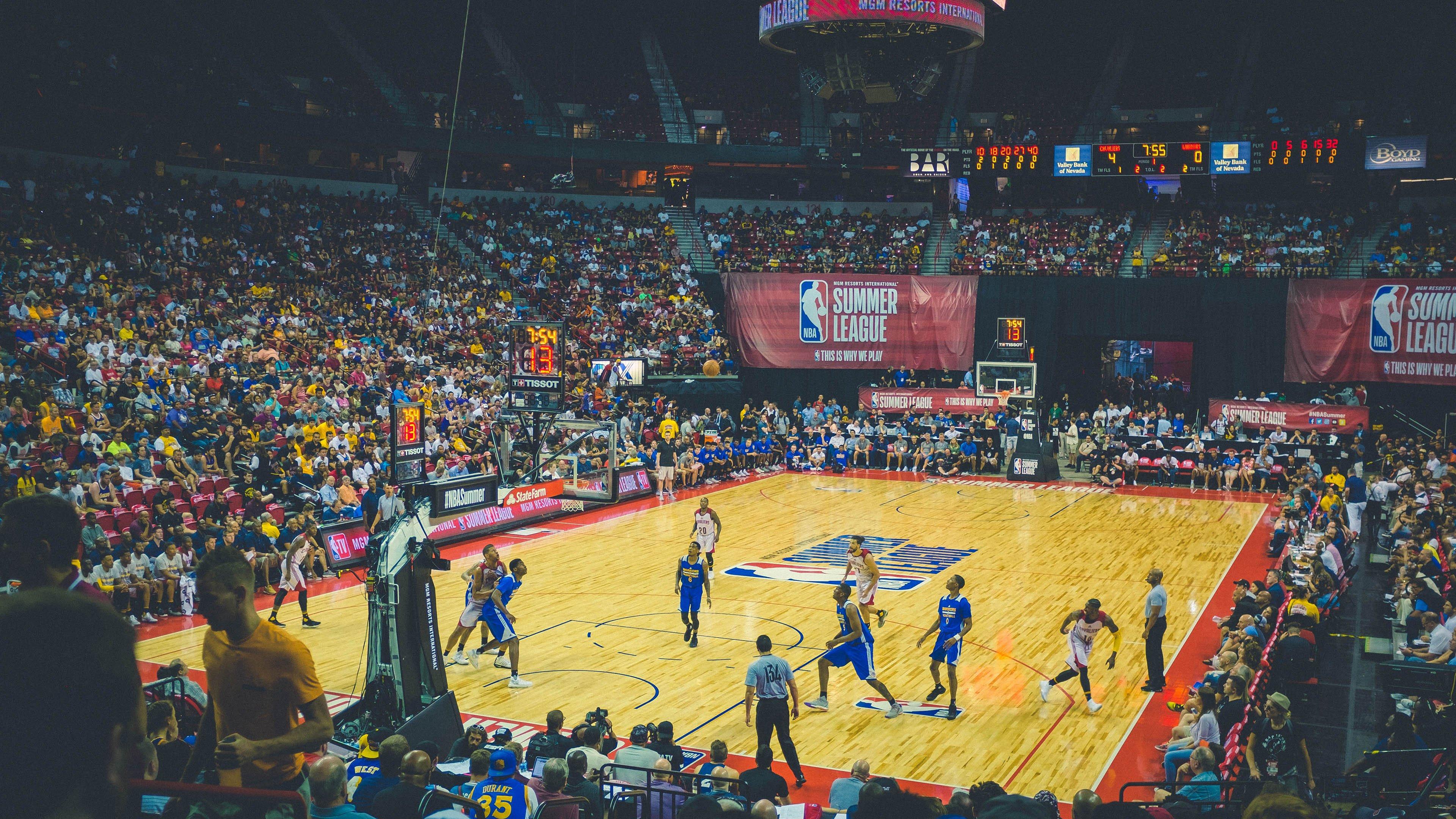 巴黎奥运会倒计时，全球健儿备战冲刺，东道主蓄势待发