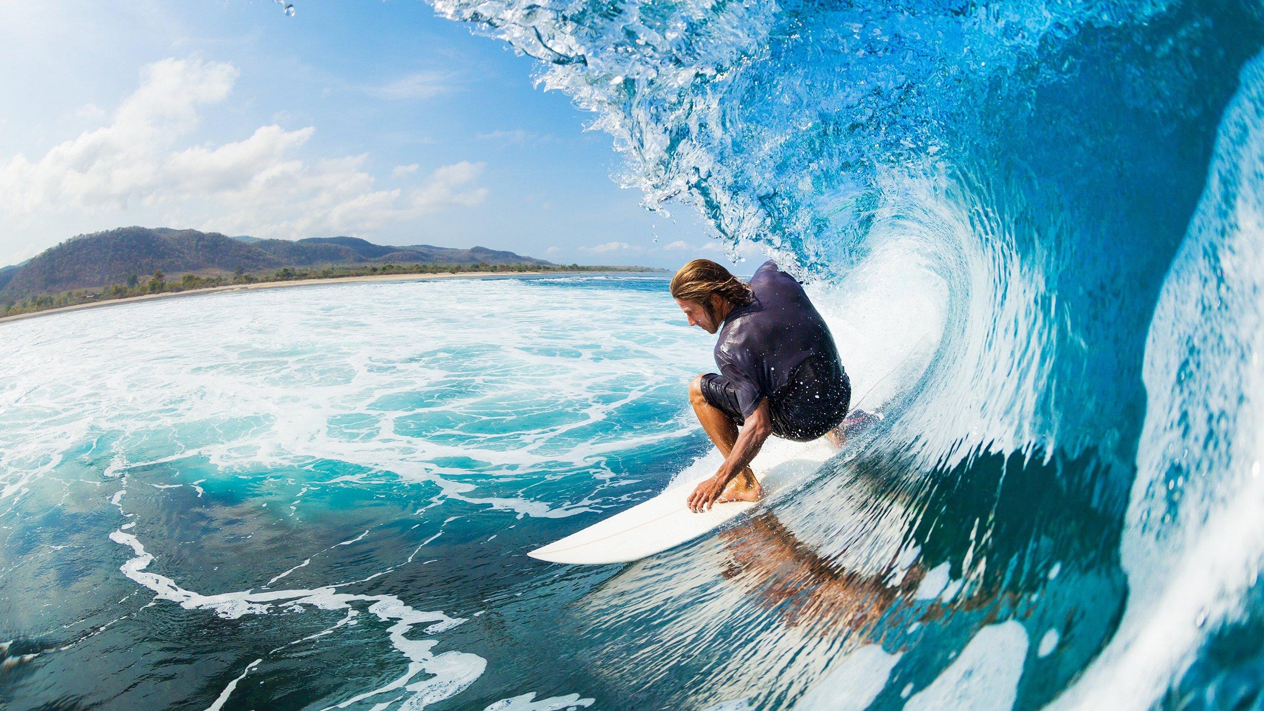 冰雪运动热潮席卷全国，青少年选手崭露头角
